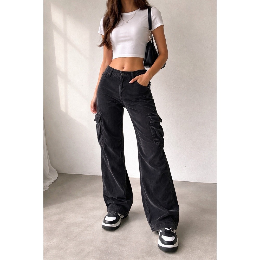 American Eagle Outfitters Black Wide Leg Cargo Pants